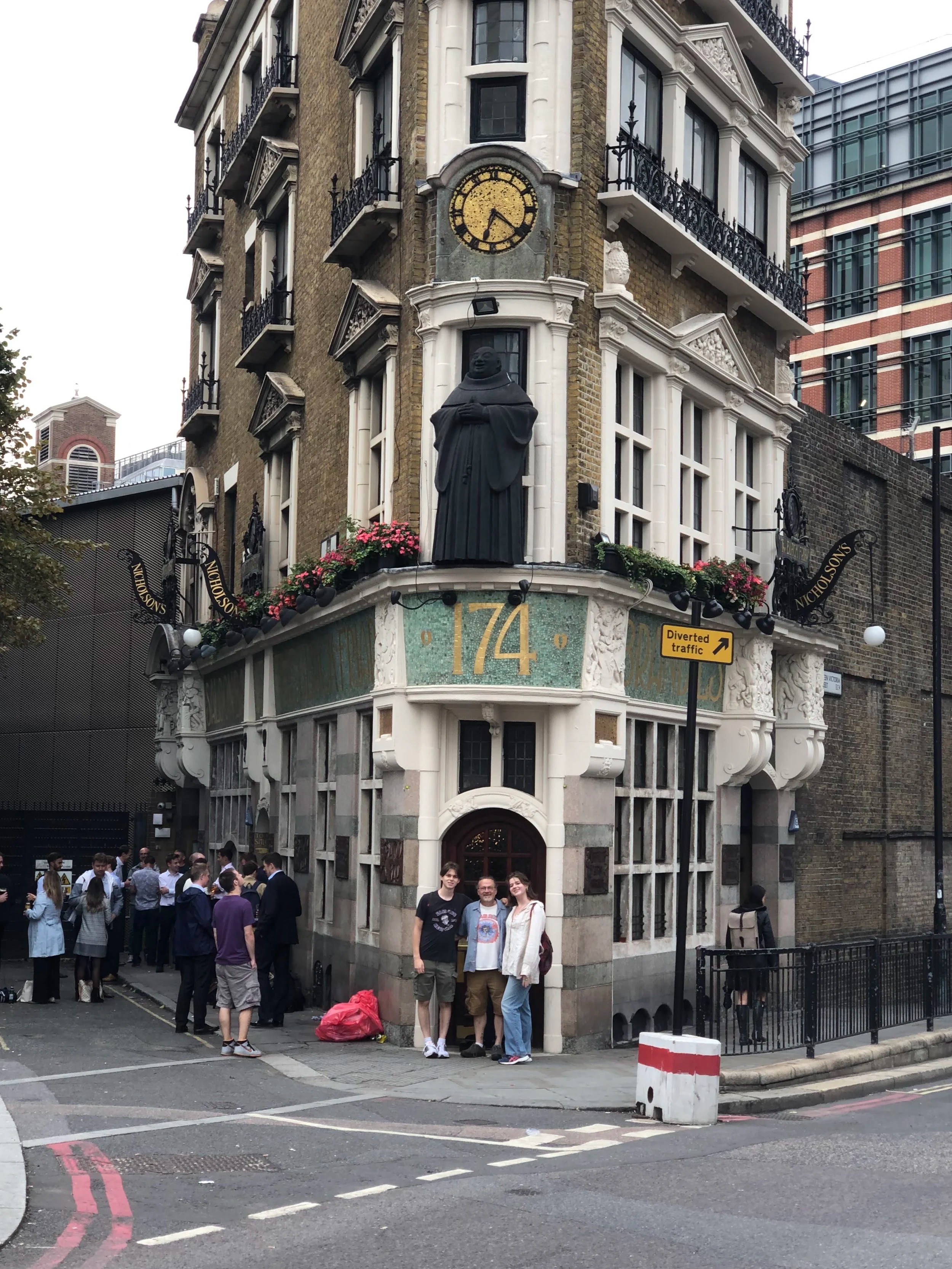 Black Friar pub