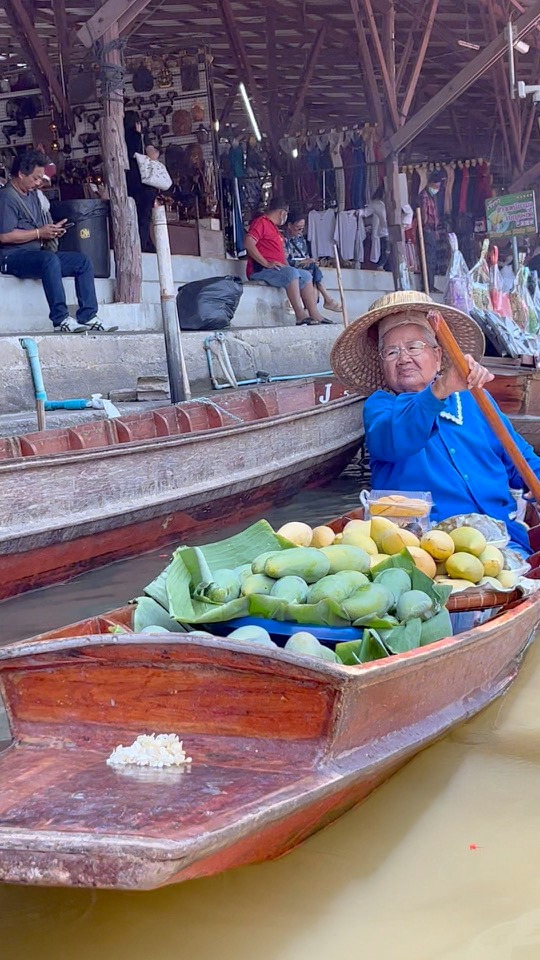 Floating Market